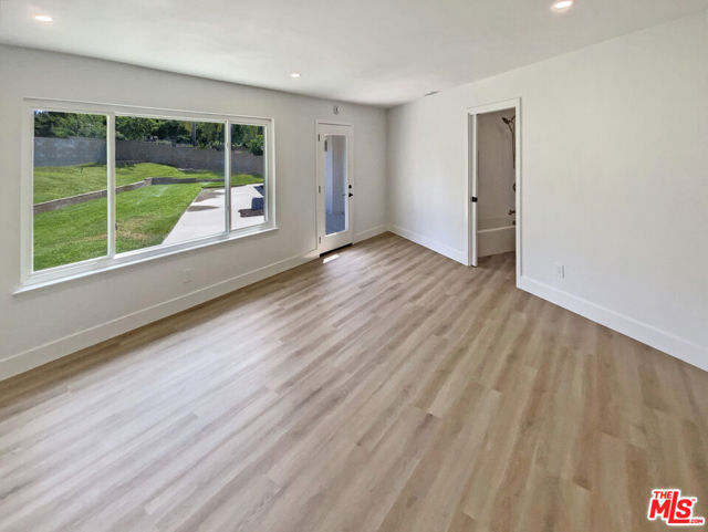 2230 La Crosse Circle, Claremont CA: https://media.crmls.org/mediaz/1f67ee97-391a-47e4-b728-1998c2102b9d.jpg