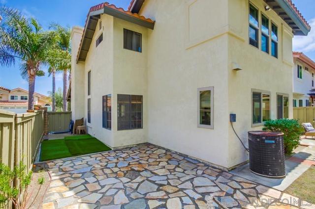 11840 SPRINGSIDE ROAD, San Diego CA: https://media.crmls.org/mediaz/1f68a65b-d31f-4de6-aa8d-28db01308b58.jpg