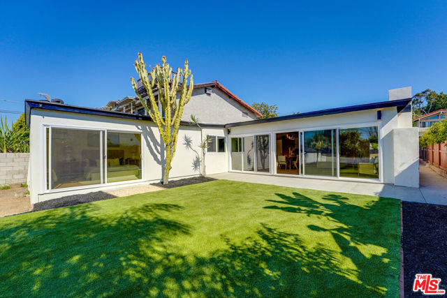 1981 Wilbur Avenue, San Diego CA: https://media.crmls.org/mediaz/1f6a8e3f-5880-40eb-8126-53aec98a8e53.jpg