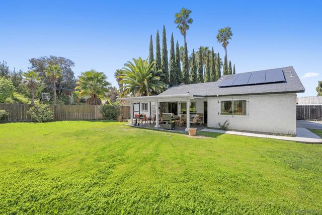 6065 Nancita Ct, San Diego CA: https://media.crmls.org/mediaz/1f6b42cd-a26f-4af0-9d10-70e5f1096e51.jpg
