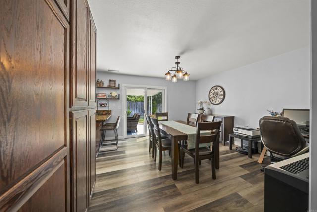 Detail Gallery Image 6 of 43 For 623 Highland St, Escondido,  CA 92027 - 3 Beds | 2 Baths