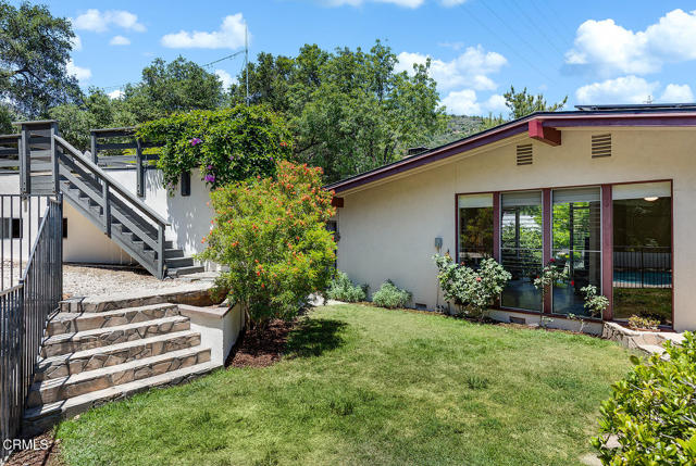 304 Mesa Lila Road, Glendale CA: https://media.crmls.org/mediaz/1f6b9dde-d9dc-4df8-9c72-b1d0f7b43622.jpg
