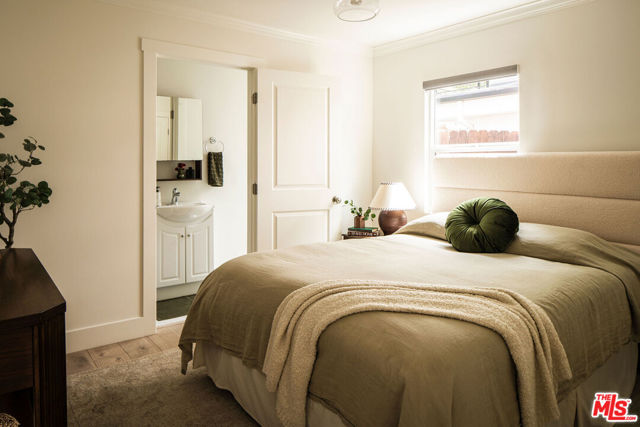 Image 11 of 24 For 2354 Landa Street