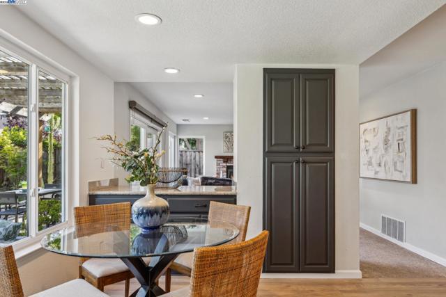 Image 17 of 59 For 112 Shannon Circle