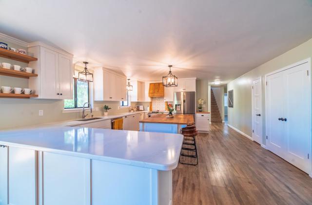 2646 El Camino Real, Salinas CA: https://media.crmls.org/mediaz/1f6c5bfa-793a-4d2d-ba3d-6aced212b17d.jpg