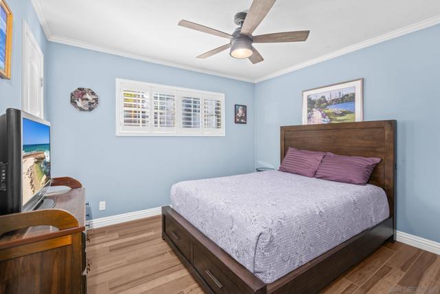 1733 Hornblend St, San Diego CA: https://media.crmls.org/mediaz/1f6c84cd-9837-4c04-ad74-c85c429806f5.jpg