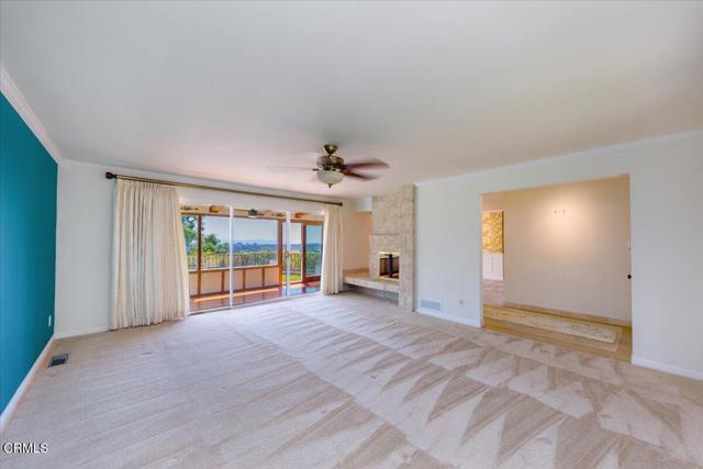 1372 Inverness Drive, Pasadena CA: https://media.crmls.org/mediaz/1f6cb114-d3cc-4f31-9898-04237619059c.jpg