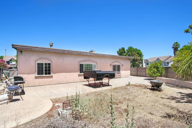 30485 Anaconda Ct, Temecula CA: https://media.crmls.org/mediaz/1f6d31d4-c7e5-469d-bb92-d81e39cd1890.jpg