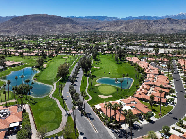 148 Las Lomas, Palm Desert, CA 92260