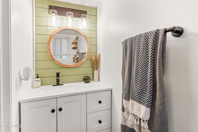 2782 Lemon Drive, Simi Valley CA: https://media.crmls.org/mediaz/1f6e7aa9-e561-4f5d-8608-becc408df75b.jpg