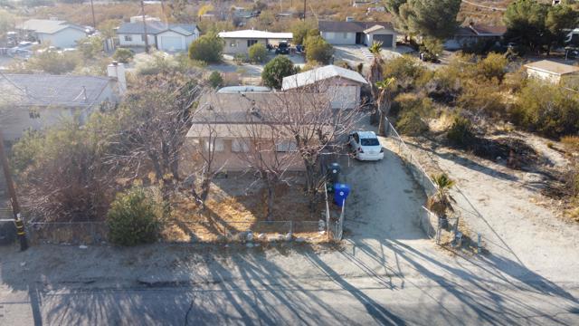 11022 West Drive, Morongo Valley CA: https://media.crmls.org/mediaz/1f6f63f2-2969-4018-ae04-e68889804cf8.jpg