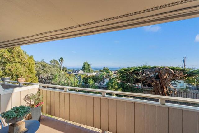 261 Sea Ridge Road, Aptos CA: https://media.crmls.org/mediaz/1f6feb70-2f70-47a8-a906-5518299ad19f.jpg