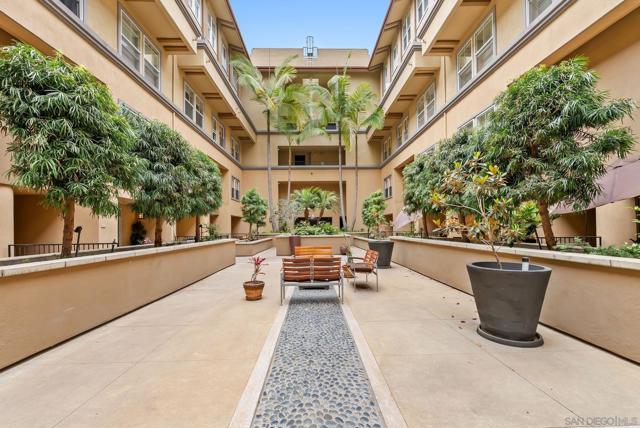 301 W G St, San Diego CA: https://media.crmls.org/mediaz/1f7082ed-d817-4894-b6f4-6e5b0c50254e.jpg