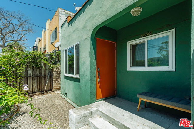 4307 Burns Avenue, Los Angeles CA: https://media.crmls.org/mediaz/1f709d78-6077-419a-a0f4-41662c4825f9.jpg