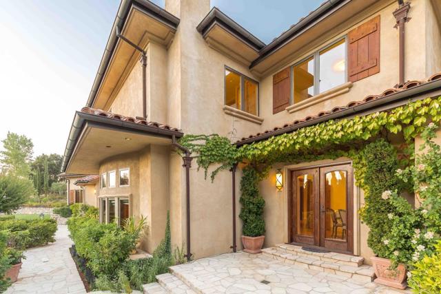 28500 Matadero Creek Lane, Los Altos Hills CA: https://media.crmls.org/mediaz/1f70cd68-bb14-42d3-8960-eb1ab588f83a.jpg