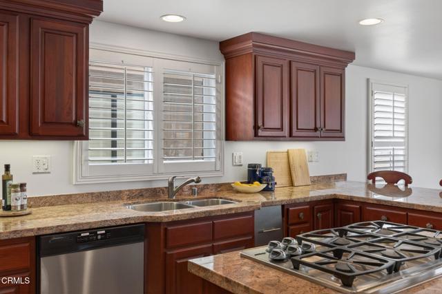 Detail Gallery Image 28 of 57 For 264 Hollywood Bld, Oxnard,  CA 93035 - 4 Beds | 3 Baths