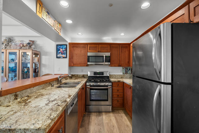Detail Gallery Image 11 of 42 For 1219 Lost Point Ln, Oxnard,  CA 93030 - 2 Beds | 2/1 Baths