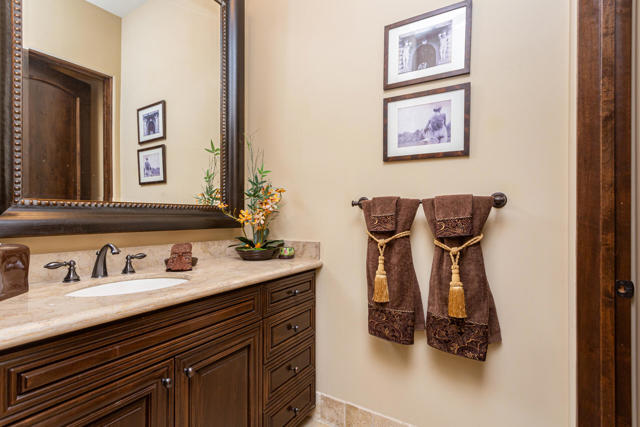 Image 23 of 41 For 78431 Deacon Drive