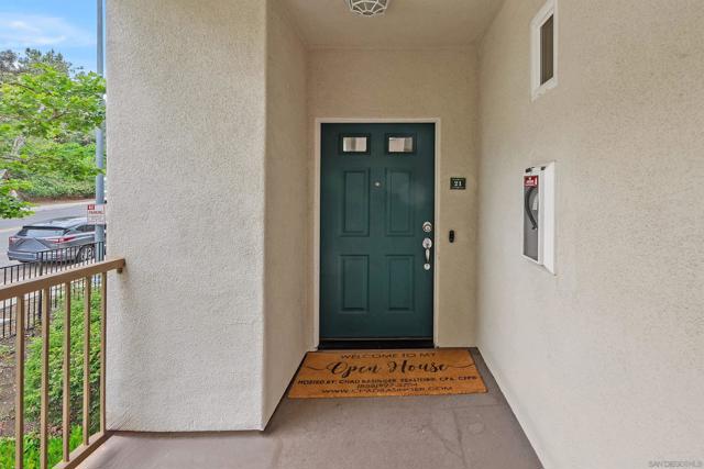 13021 Evening Creek Dr S, San Diego CA: https://media.crmls.org/mediaz/1f740e78-ae50-4d79-a675-9a9d1167e5c3.jpg