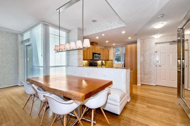 Detail Gallery Image 7 of 57 For 1545 State Street, San Diego,  CA 92101 - 2 Beds | 2 Baths