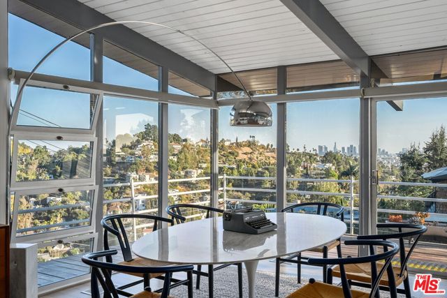 2690 Hollyridge Drive, Los Angeles CA: https://media.crmls.org/mediaz/1f748224-0f24-4c78-8faf-f8a501d04f33.jpg