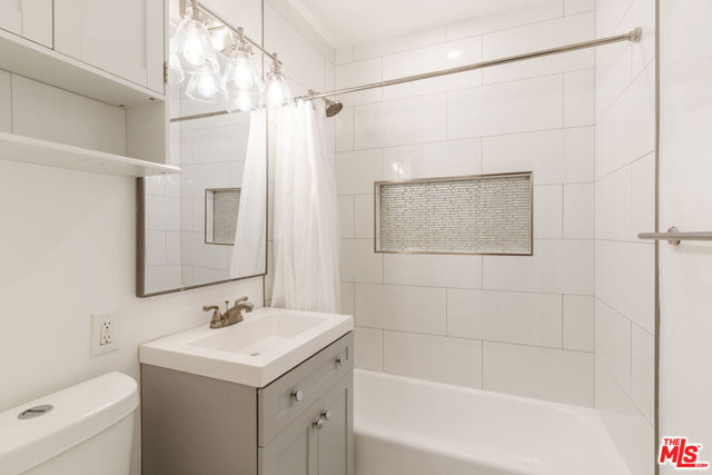 1831 259th Street, Lomita CA: https://media.crmls.org/mediaz/1f751796-f8c4-4270-8f5e-6dac868686e4.jpg