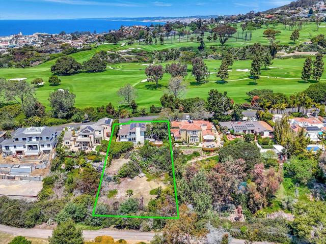 1211 W Muirlands Dr, La Jolla CA: https://media.crmls.org/mediaz/1f772237-0b4a-49cb-9561-004081fb73cc.jpg
