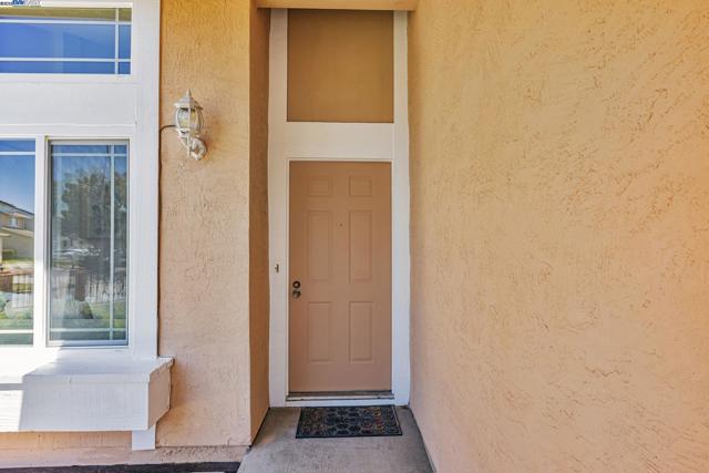 4243 Nerissa Cir, Fremont CA: https://media.crmls.org/mediaz/1f7763a8-077c-4a52-8912-0e4413b2425c.jpg