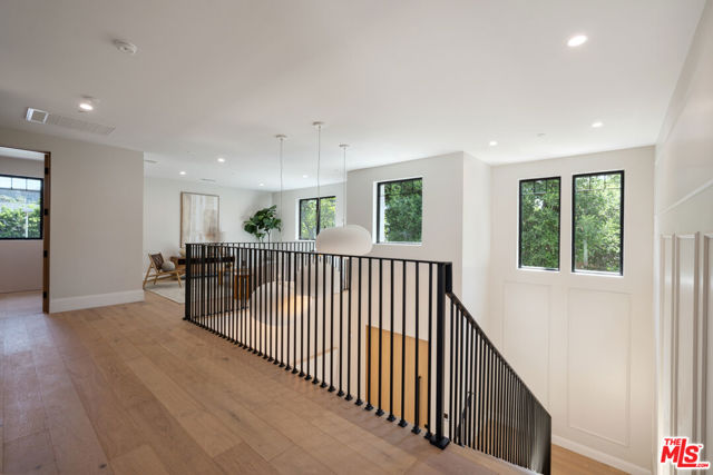 5036 Woodley Avenue, Encino CA: https://media.crmls.org/mediaz/1f77fd46-b1bf-4a71-9a1f-e5315e7fb725.jpg