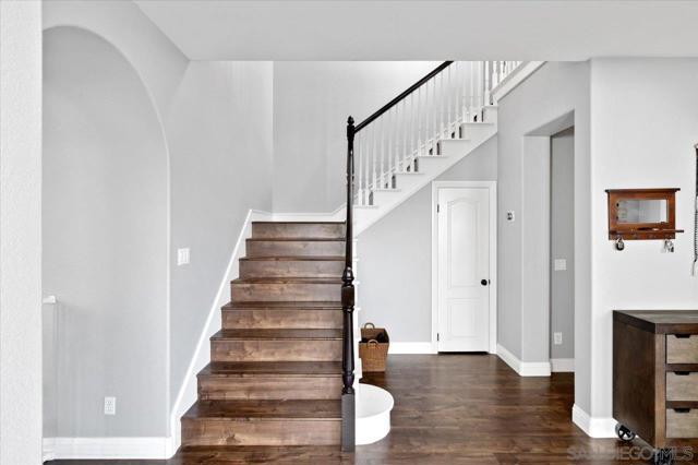864 Orion Way, San Marcos CA: https://media.crmls.org/mediaz/1f7893ee-2b97-4bdc-b284-6dd8615730c1.jpg