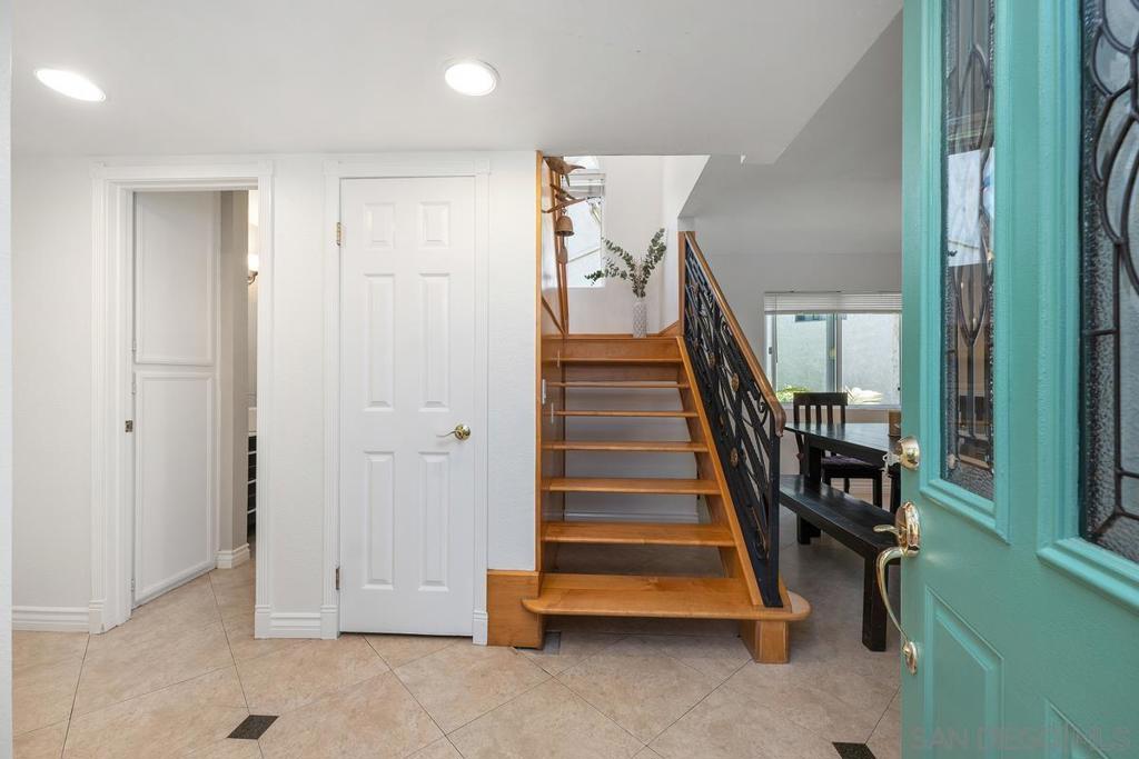 MLS #250035181SD img 4