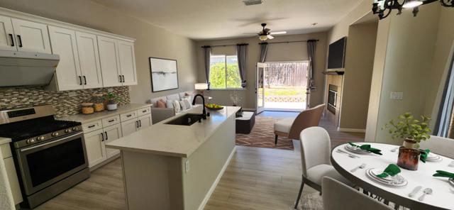 9657 Richlyn Way, Elk Grove CA: https://media.crmls.org/mediaz/1f798bf3-2fa4-468d-bf63-48cc2d109d06.jpg