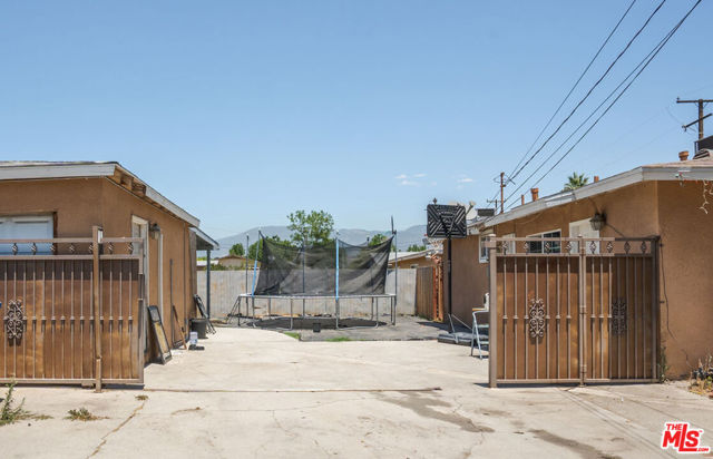 1408 W Olive Street, San Bernardino CA: https://media.crmls.org/mediaz/1f7aa77d-4e39-41b8-bd53-66aaab346f70.jpg