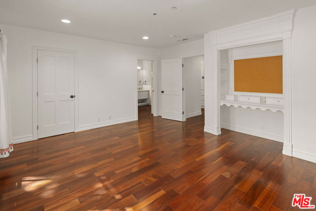 5 Bed Home for Sale in Beverly Hills, California