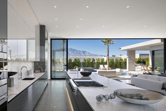 16 Via Linea, Rancho Mirage CA: https://media.crmls.org/mediaz/1f7b0966-0027-42c9-a0fd-02f9ffd941bd.jpg