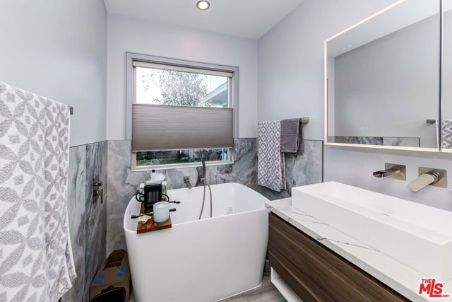 5524 W 122nd Street, Hawthorne CA: https://media.crmls.org/mediaz/1f7b1b04-4174-4ac6-9d63-fc75654c6d62.jpg