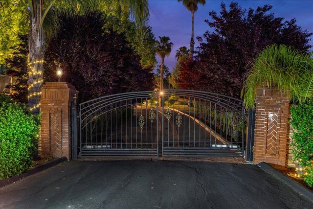 Image 101 of 132 For 2544 Butch Drive