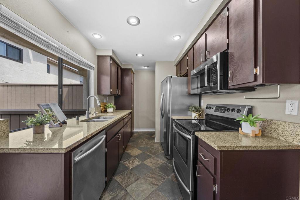 2710 Ariane Drive - photo 18