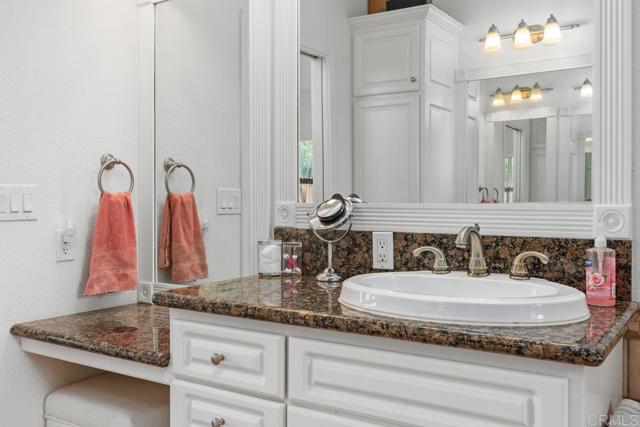 Detail Gallery Image 32 of 46 For 2725 Morning Glory Ln, Carlsbad,  CA 92008 - 3 Beds | 2 Baths