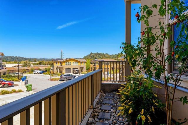 912 Lundy Lane, Scotts Valley CA: https://media.crmls.org/mediaz/1f7cc5ee-ea42-4521-8844-a8d784e48901.jpg