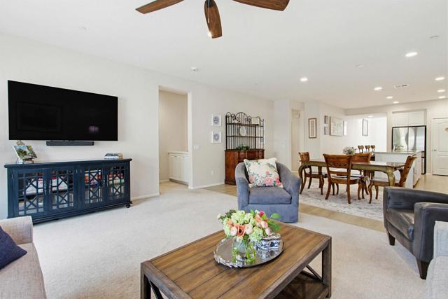 Detail Gallery Image 17 of 64 For 220 Pantaneiro Pl, Fallbrook,  CA 92028 - 3 Beds | 3 Baths