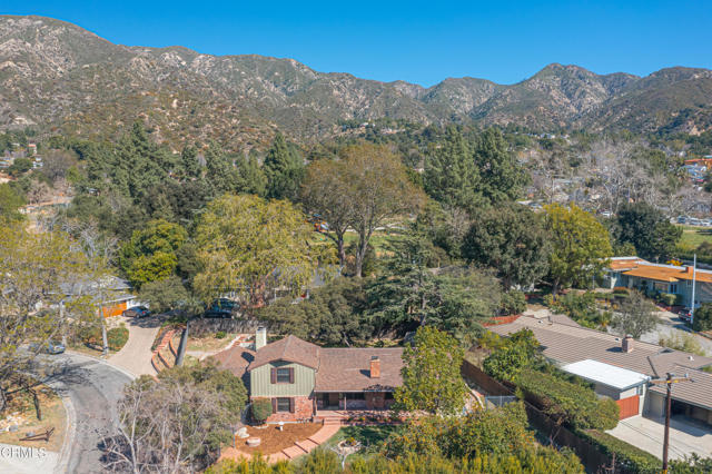 5028 El Adobe Lane, La Crescenta CA: https://media.crmls.org/mediaz/1f7e90c3-6753-4b94-b750-d140bba5f842.jpg