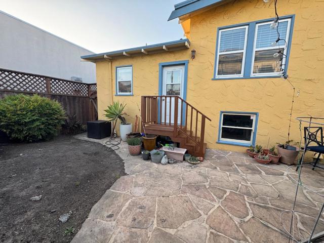 10181020 Bancroft Way, Berkeley CA: https://media.crmls.org/mediaz/1f7f1f58-b2b4-43fe-aa71-86ff631e1e35.jpg