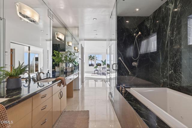 Detail Gallery Image 27 of 43 For 436 Poli St #501,  Ventura,  CA 93001 - 2 Beds | 2/1 Baths