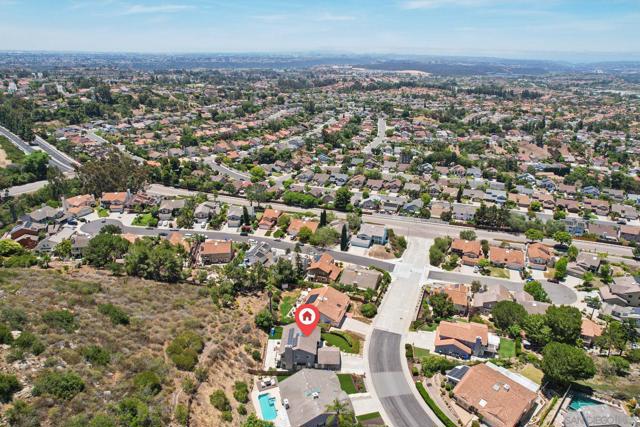 9233 Lethbridge Way, San Diego CA: https://media.crmls.org/mediaz/1f7fe91e-5af2-4ef6-a774-ea5375c42064.jpg