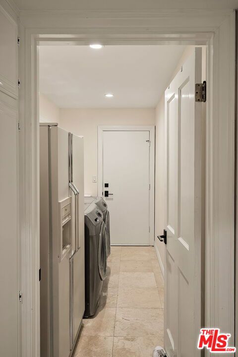 https://media.crmls.org/mediaz/1f7ff40c-8bf8-473c-a96f-85a542ea5840.jpg?preset=X-Large