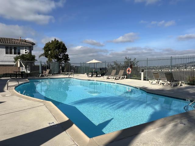 Image 19 of 22 For 10948 Ivy Hill Dr  6