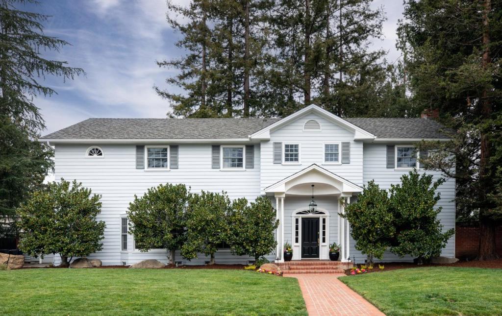 271 Stratford Place