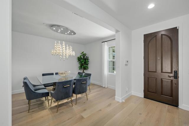 Detail Gallery Image 10 of 72 For 3193 Corte Carlazzo, Chula Vista,  CA 91914 - 4 Beds | 3/1 Baths