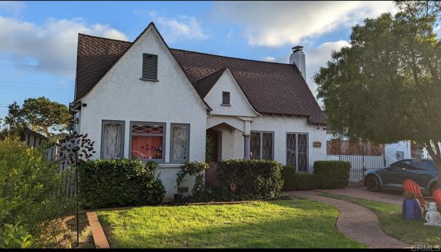 Detail Gallery Image 1 of 1 For 462 E St, Chula Vista,  CA 91910 - 4 Beds | 2/1 Baths